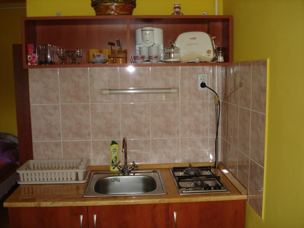 Liza Apartman Gyula Pokój zdjęcie